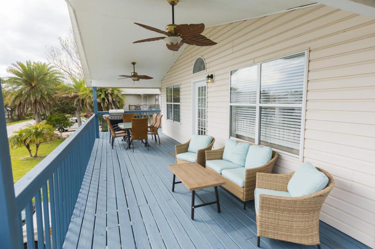 Five Bedroom Home In The Heart Of St Aug Beach セント・オーガスティン エクステリア 写真