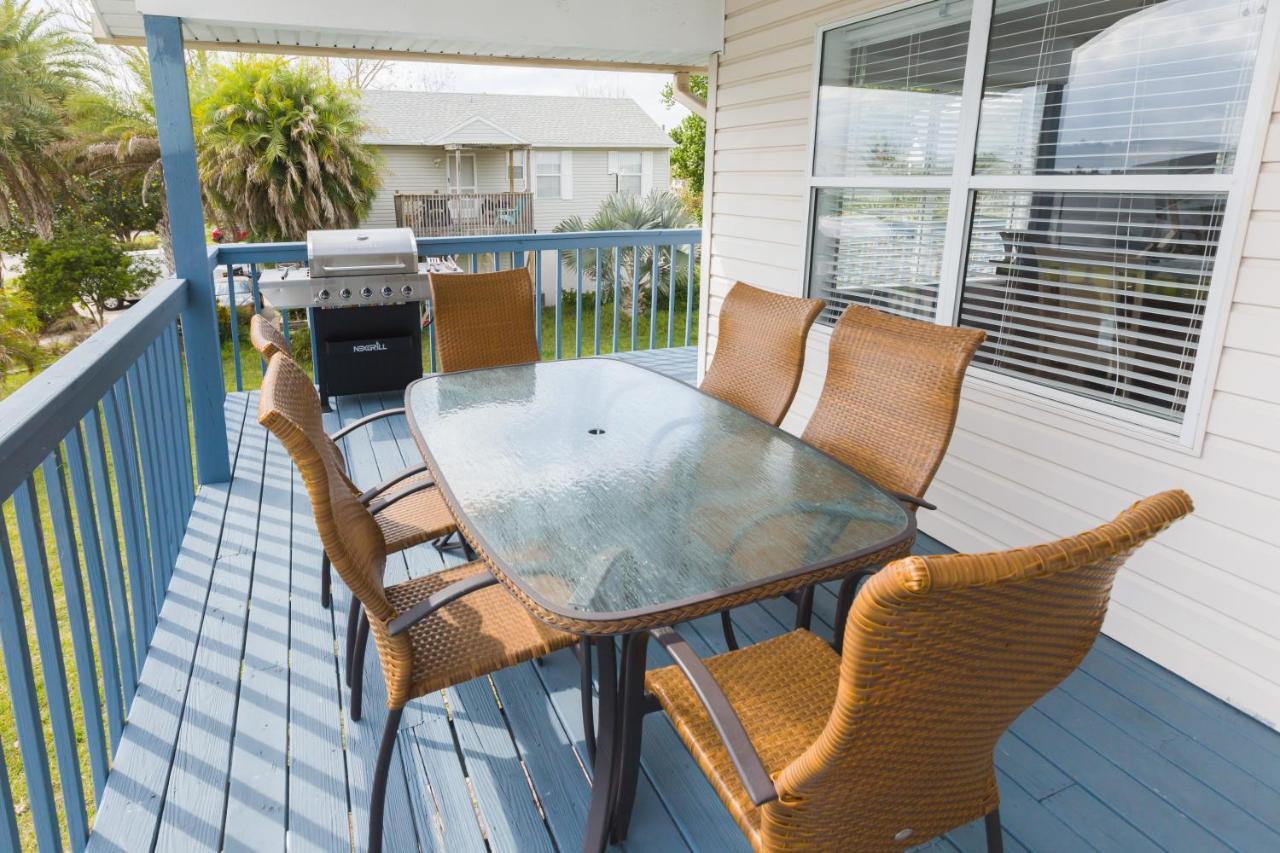 Five Bedroom Home In The Heart Of St Aug Beach セント・オーガスティン エクステリア 写真